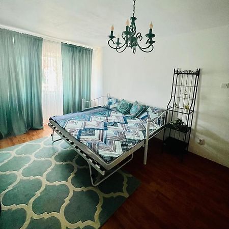 Apartamento By The Sea For Family Mangalia Exterior foto
