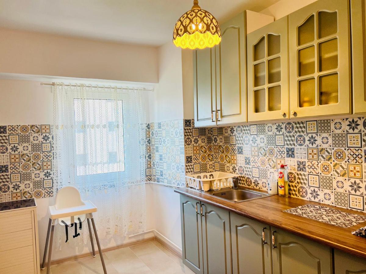 Apartamento By The Sea For Family Mangalia Exterior foto