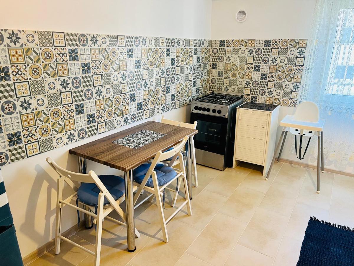 Apartamento By The Sea For Family Mangalia Exterior foto