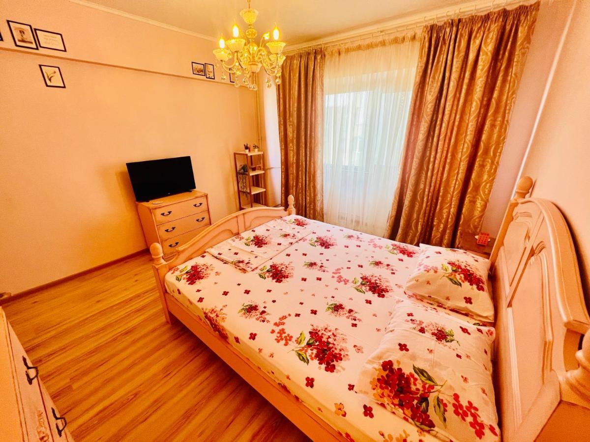 Apartamento By The Sea For Family Mangalia Exterior foto